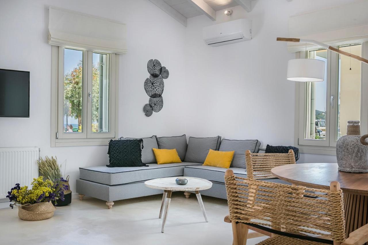 Villa Olvio Living By The Sea Sami  Exterior foto